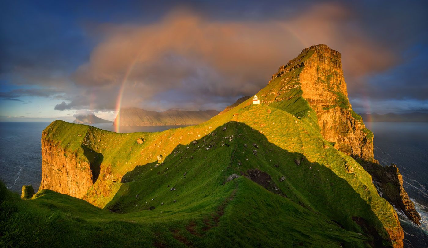 Kallur lighthouse rainbows | Viaje Fotográfico a Islas Feroe | viajesfotograficos.com